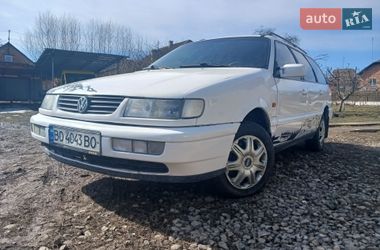 Універсал Volkswagen Passat 1995 в Монастириській