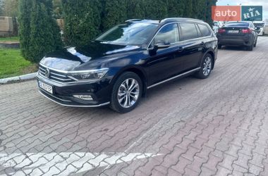 Универсал Volkswagen Passat 2019 в Черновцах