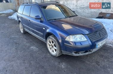 Универсал Volkswagen Passat 2001 в Каменке-Бугской