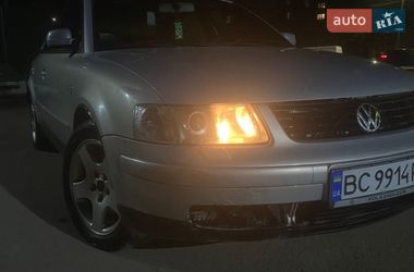 Седан Volkswagen Passat 2000 в Дрогобичі