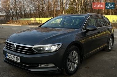 Універсал Volkswagen Passat 2015 в Львові