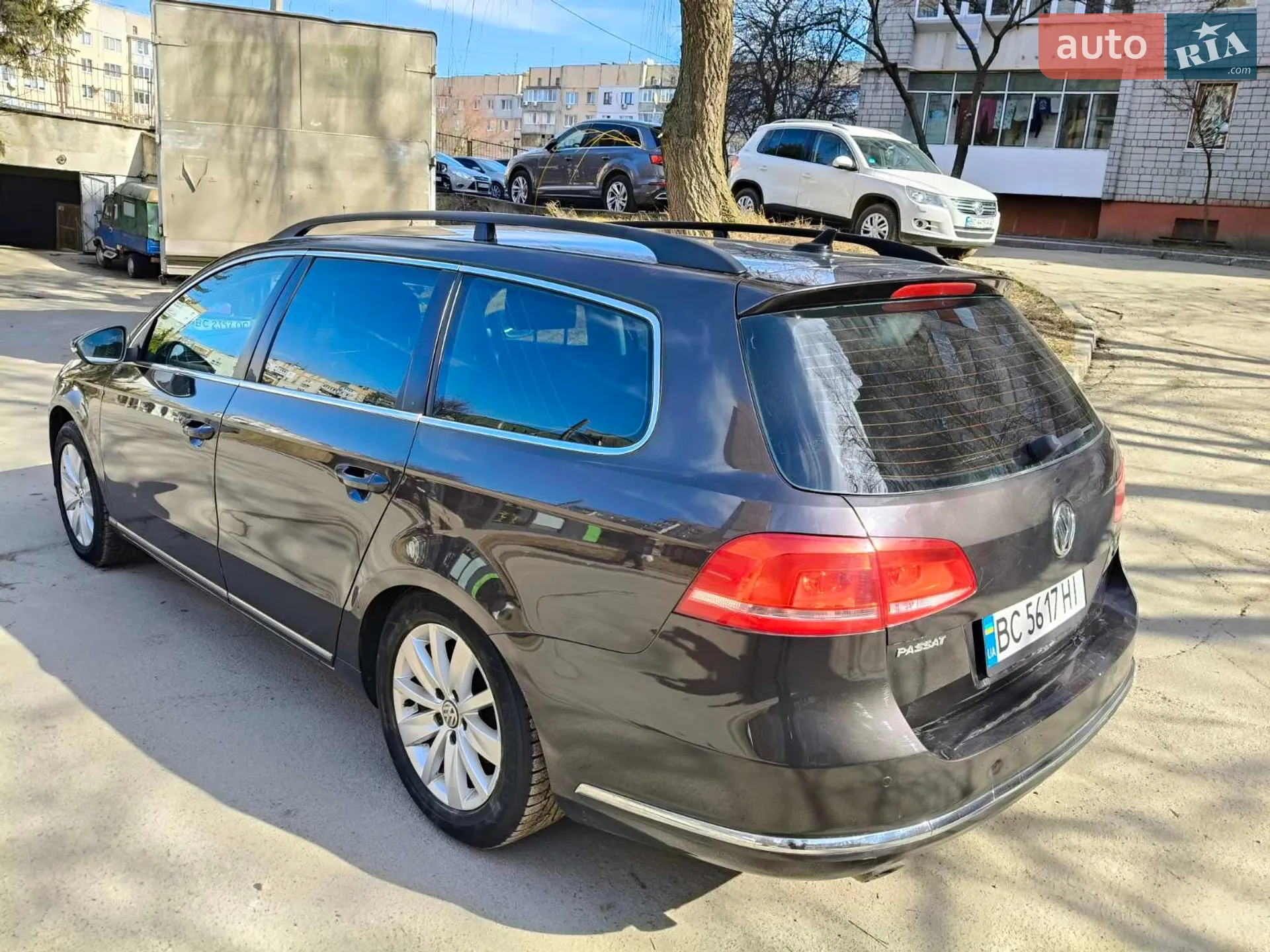 2010 Volkswagen Passat - мініатюра 2