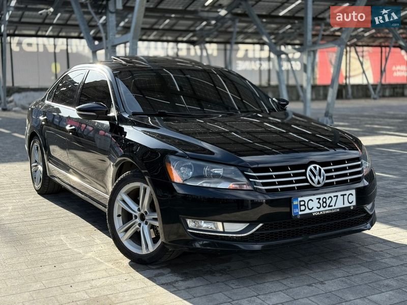 Седан Volkswagen Passat 2012 в Львове