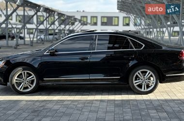 Седан Volkswagen Passat 2012 в Львове