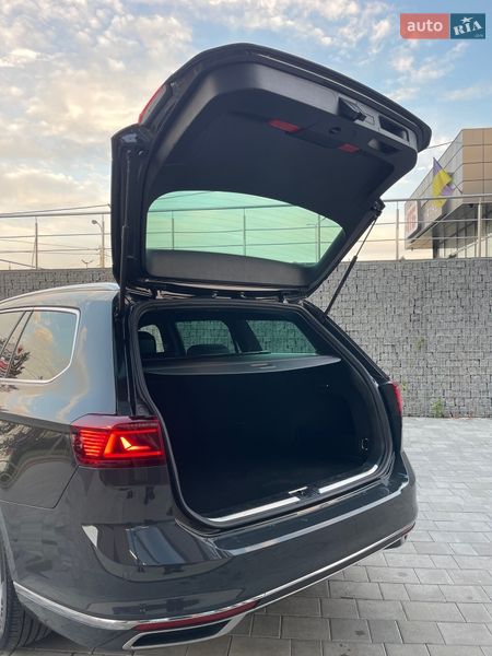 Универсал Volkswagen Passat 2021 в Луцке фото 21 Универсал Volkswagen Passat 2021 в Луцке