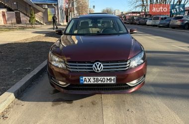 Седан Volkswagen Passat 2013 в Києві