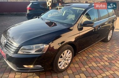 Універсал Volkswagen Passat 2013 в Рівному