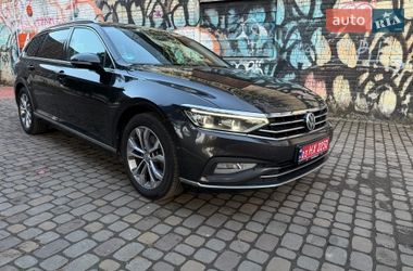Универсал Volkswagen Passat 2021 в Луцке