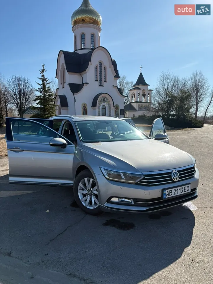2017 Volkswagen Passat - мініатюра 24