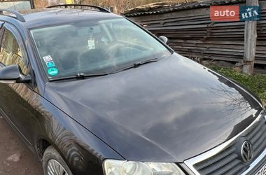 Универсал Volkswagen Passat 2007 в Жовкве