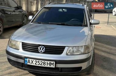 Універсал Volkswagen Passat 1998 в Львові