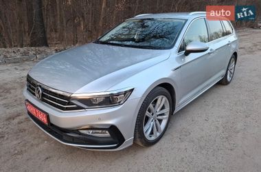 Універсал Volkswagen Passat 2019 в Львові