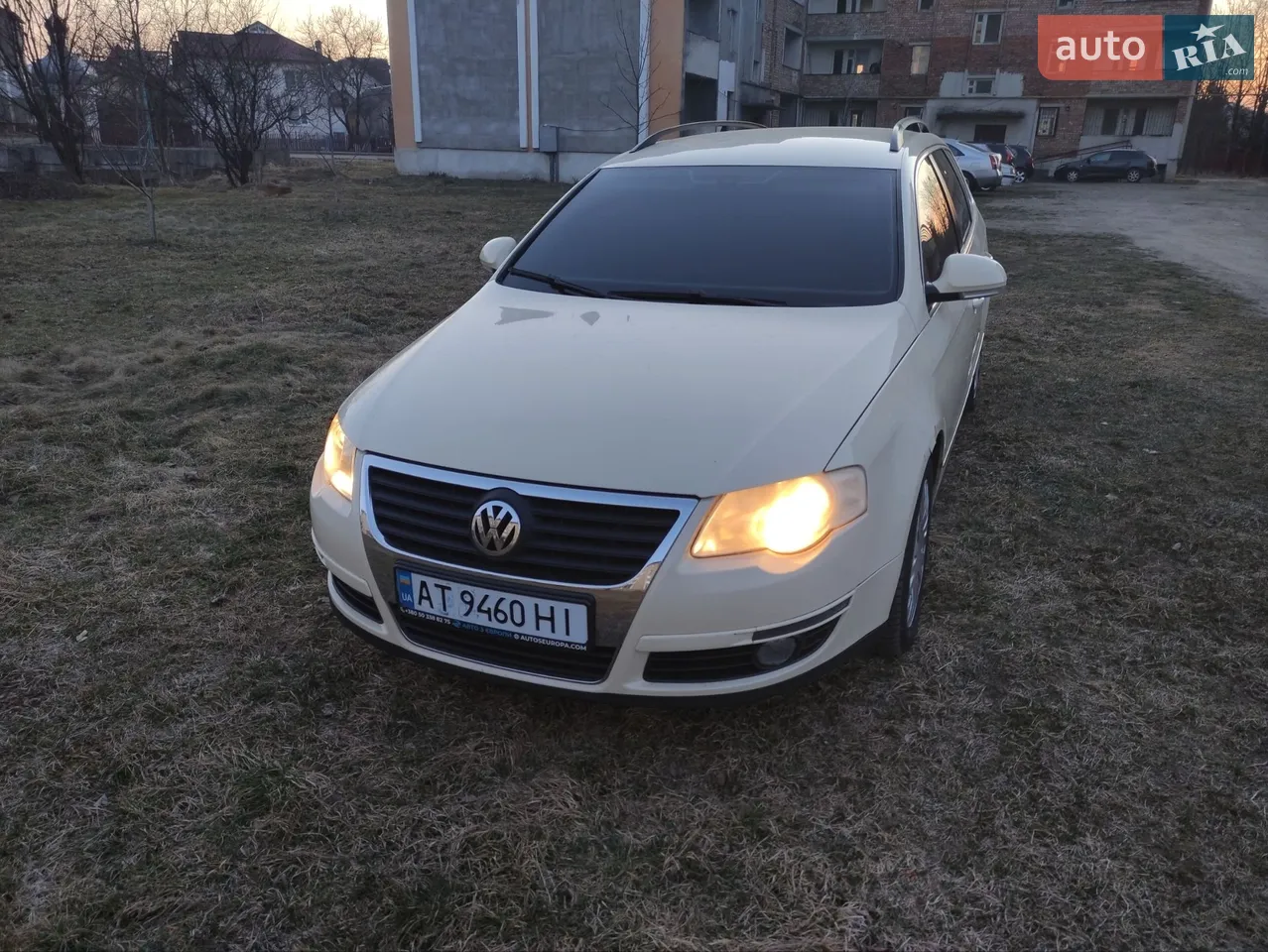 2010 Volkswagen Passat - мініатюра 21