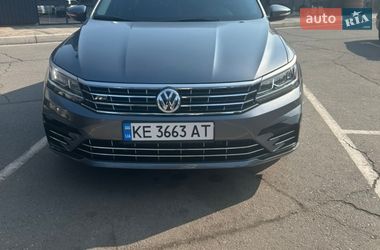 Седан Volkswagen Passat 2017 в Кривому Розі