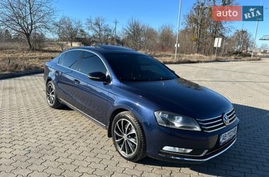 Седан Volkswagen Passat 2011 в Тульчине