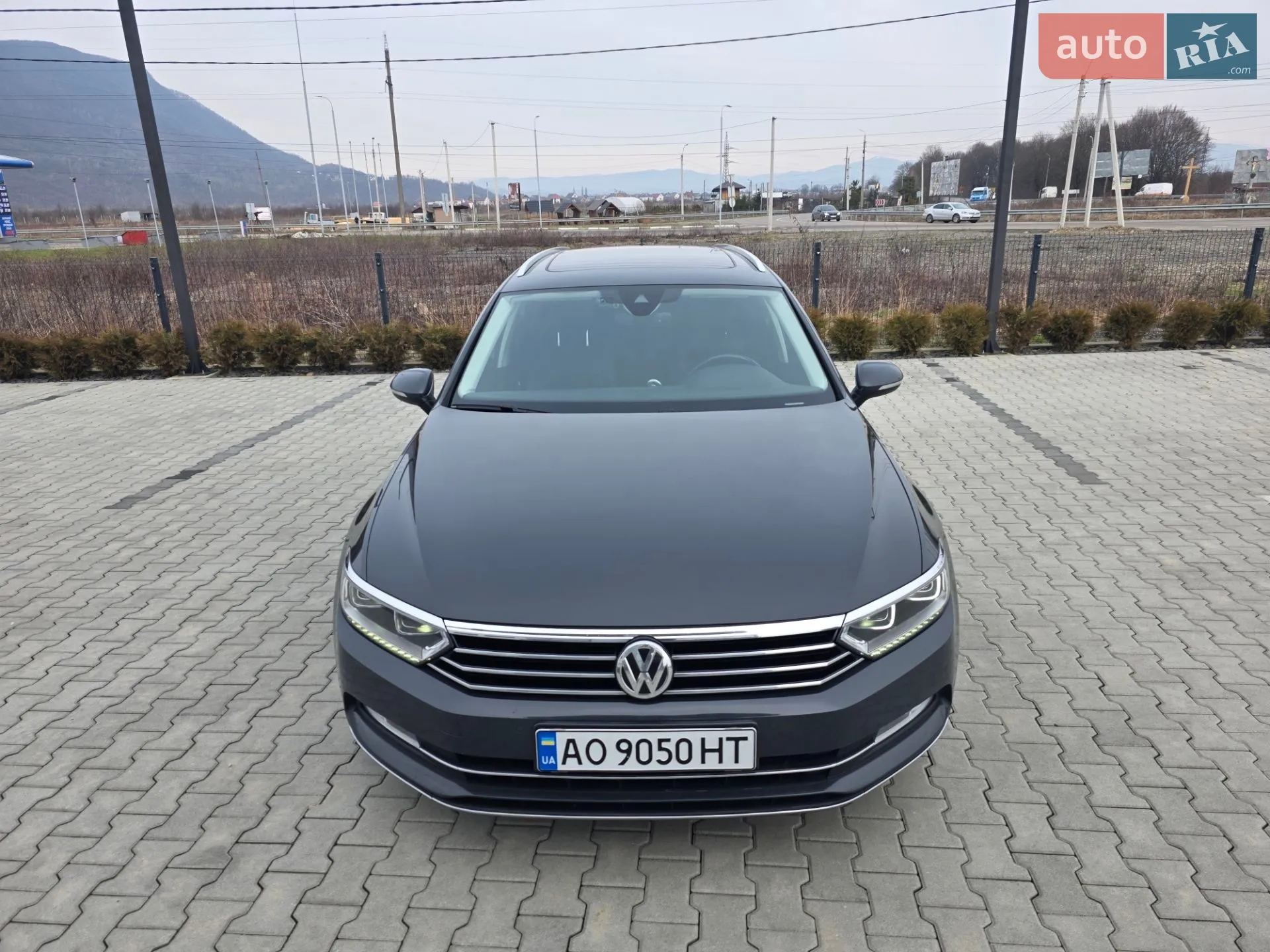 2017 Volkswagen Passat - мініатюра 2