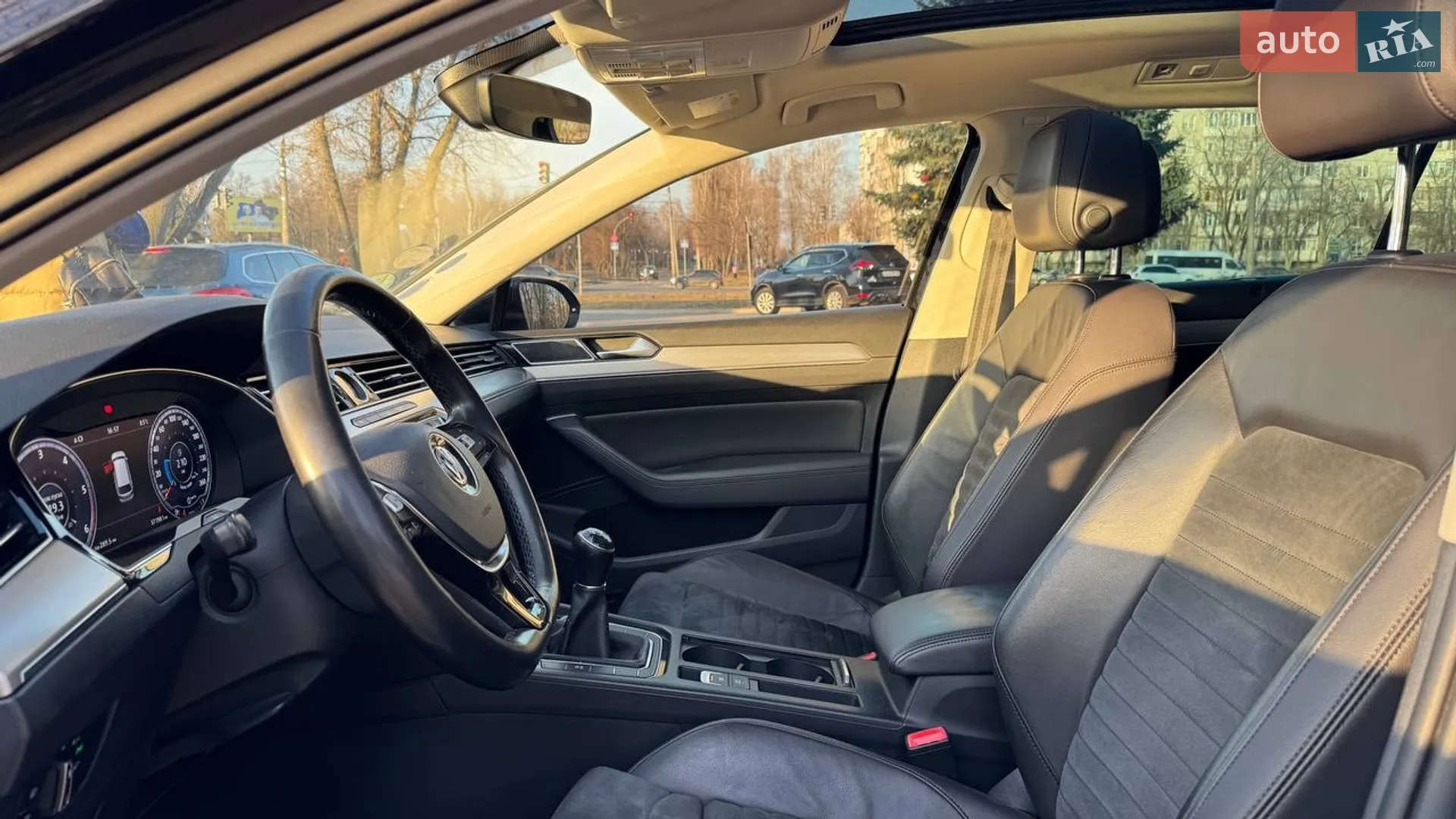 2016 Volkswagen Passat - мініатюра 13