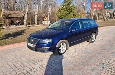 Универсал Volkswagen Passat 2009 в Миргороде