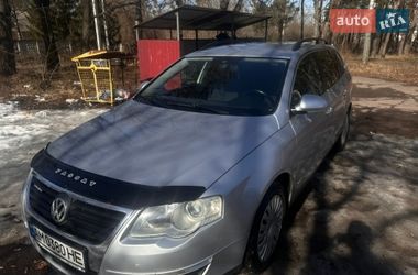 Универсал Volkswagen Passat 2009 в Житомире