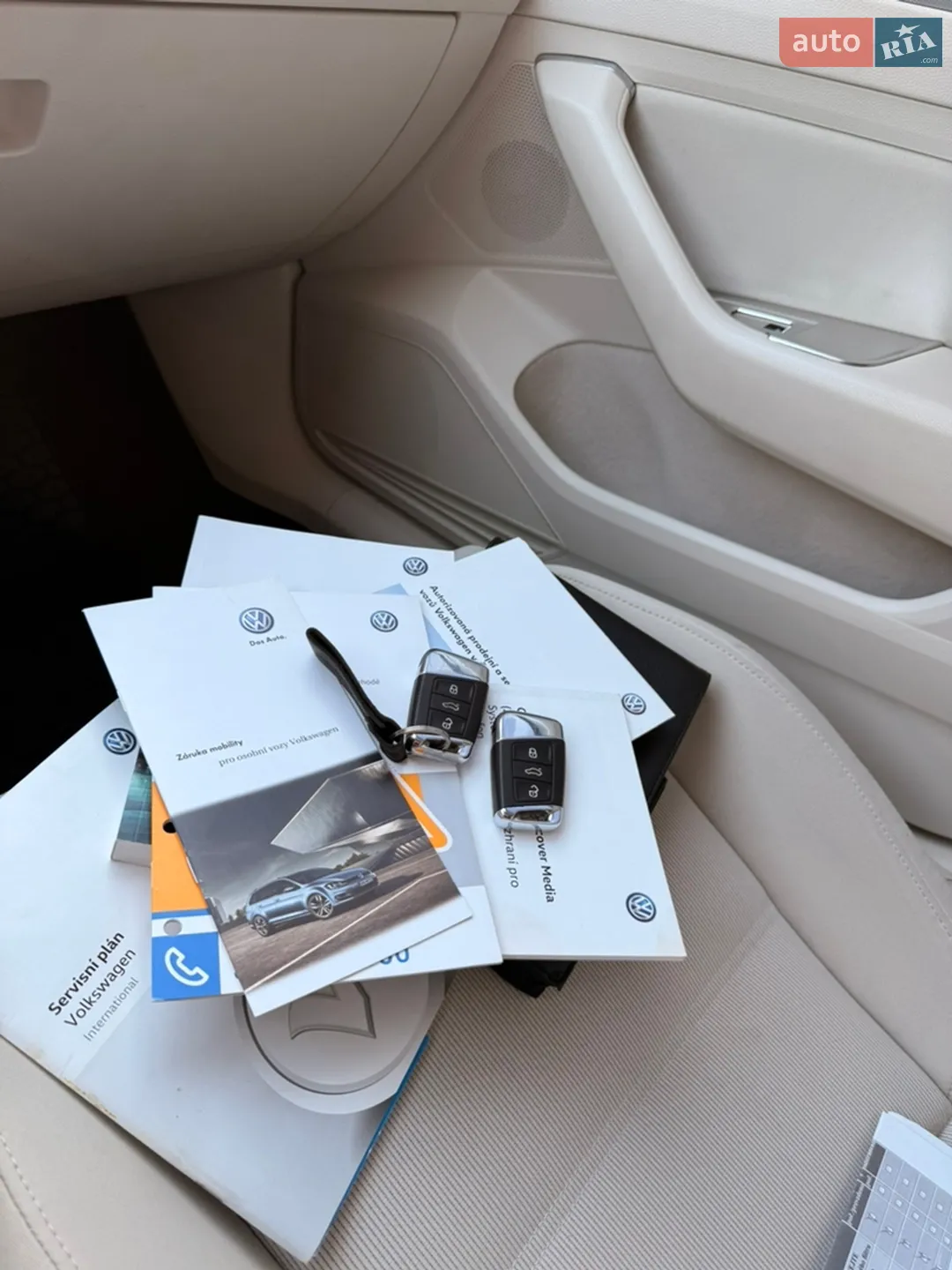 2016 Volkswagen Passat - мініатюра 97