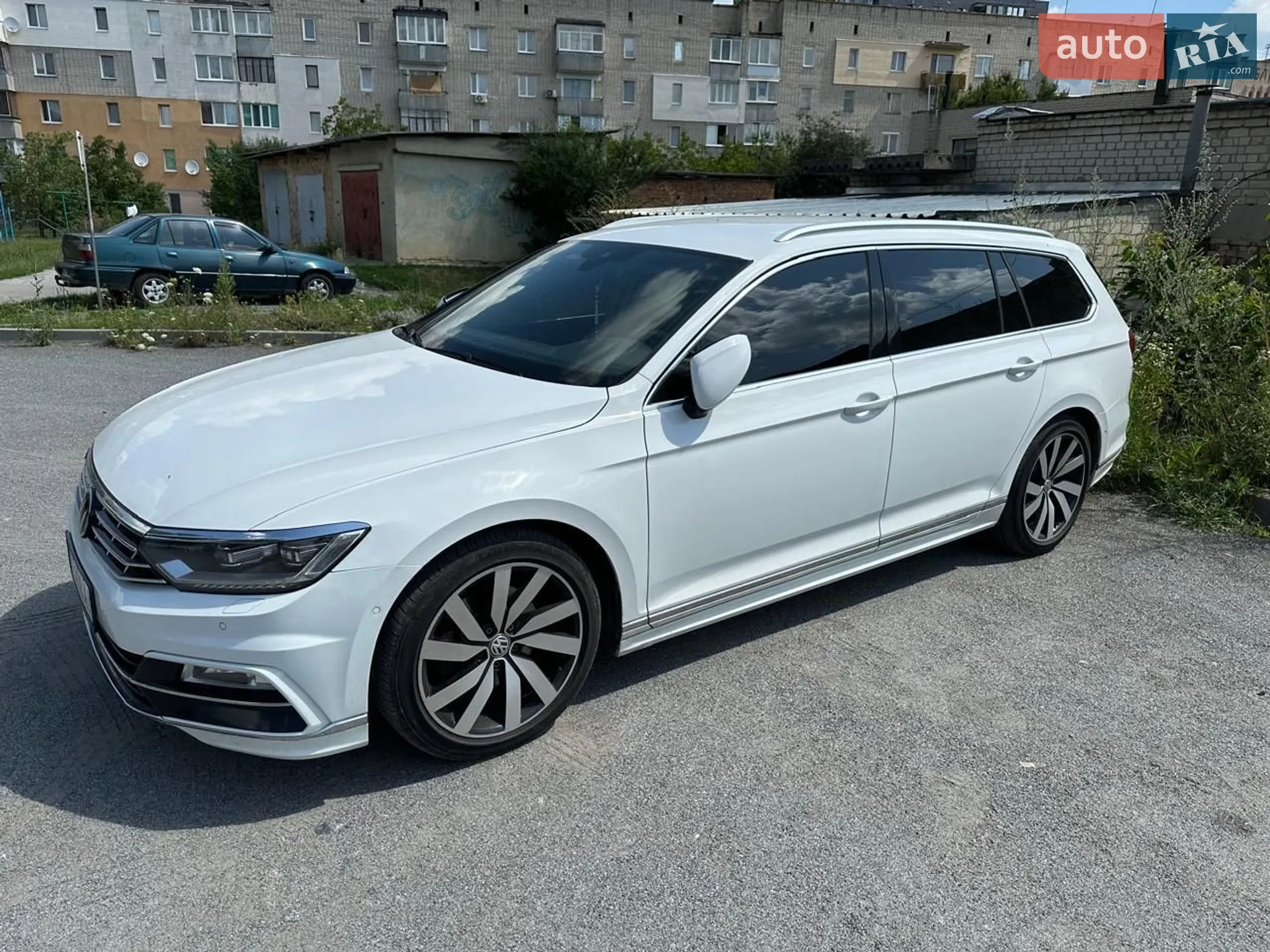 2017 Volkswagen Passat - мініатюра 2