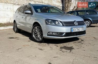 Універсал Volkswagen Passat 2011 в Києві