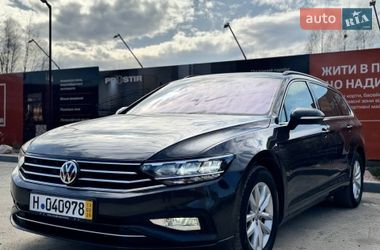 Универсал Volkswagen Passat 2020 в Львове