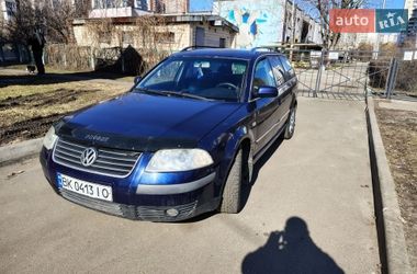 Універсал Volkswagen Passat 2001 в Києві