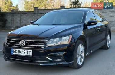 Седан Volkswagen Passat 2017 в Рівному