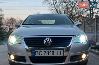 Седан Volkswagen Passat 2007 в Радехове