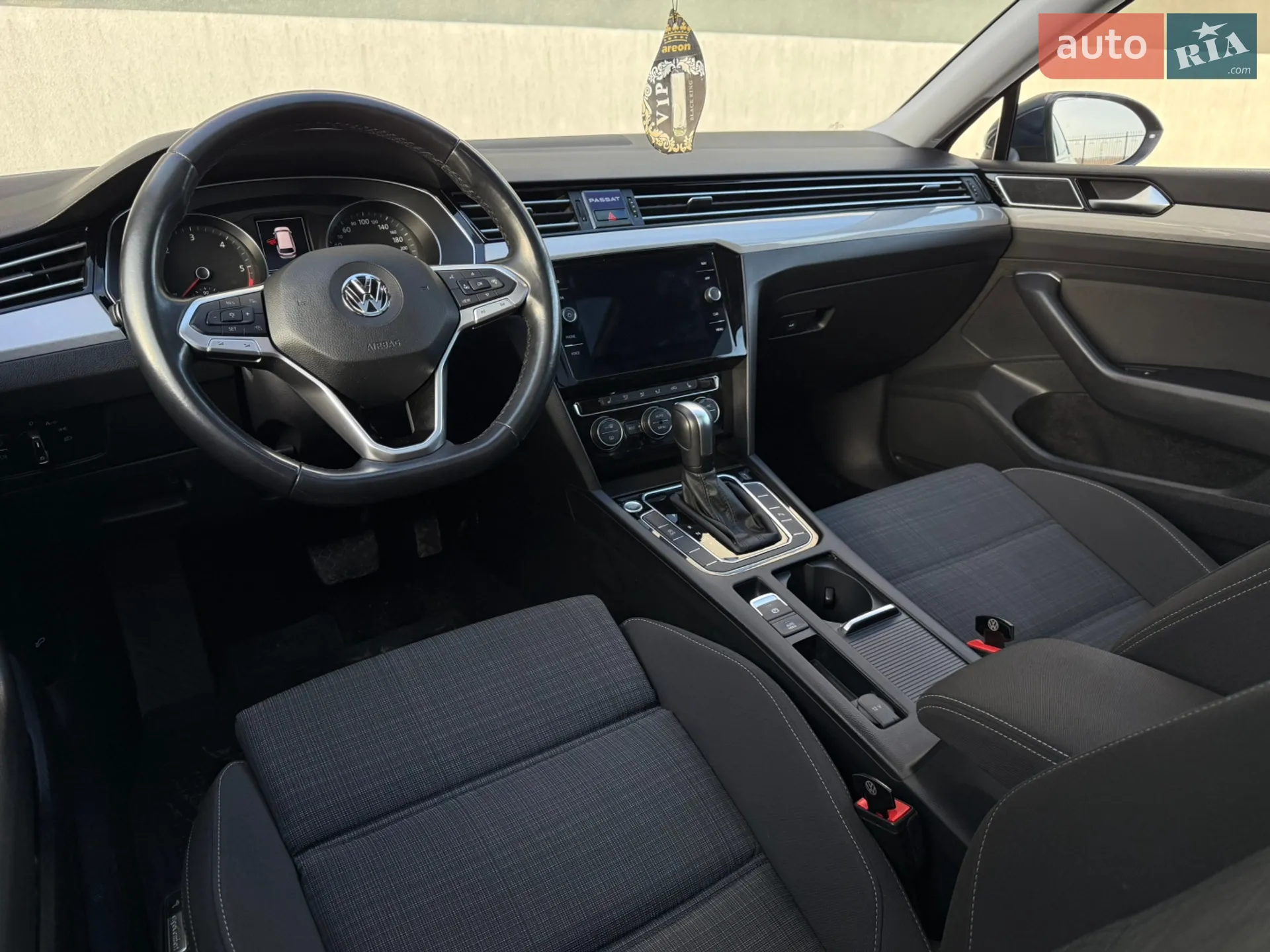 2019 Volkswagen Passat - мініатюра 38