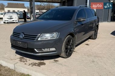 Универсал Volkswagen Passat 2010 в Шумске