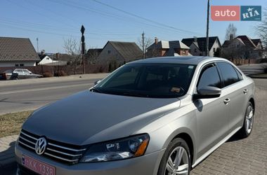 Седан Volkswagen Passat 2014 в Ковелі