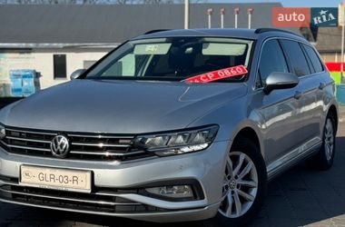 Універсал Volkswagen Passat 2019 в Калуші