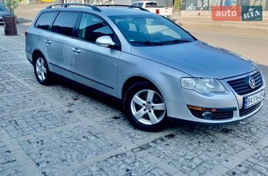 Универсал Volkswagen Passat 2006 в Гайвороне