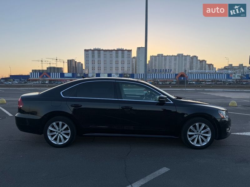 Седан Volkswagen Passat 2012 в Киеве