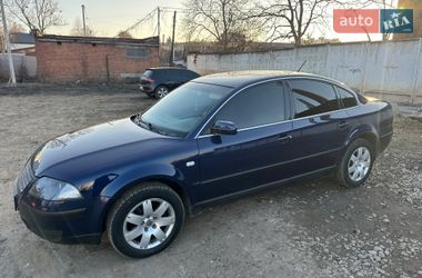 Седан Volkswagen Passat 2003 в Хмельницком