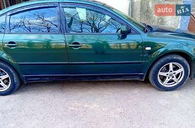 Седан Volkswagen Passat 1997 в Миколаєві