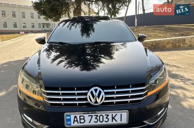 Седан Volkswagen Passat 2012 в Тростянце