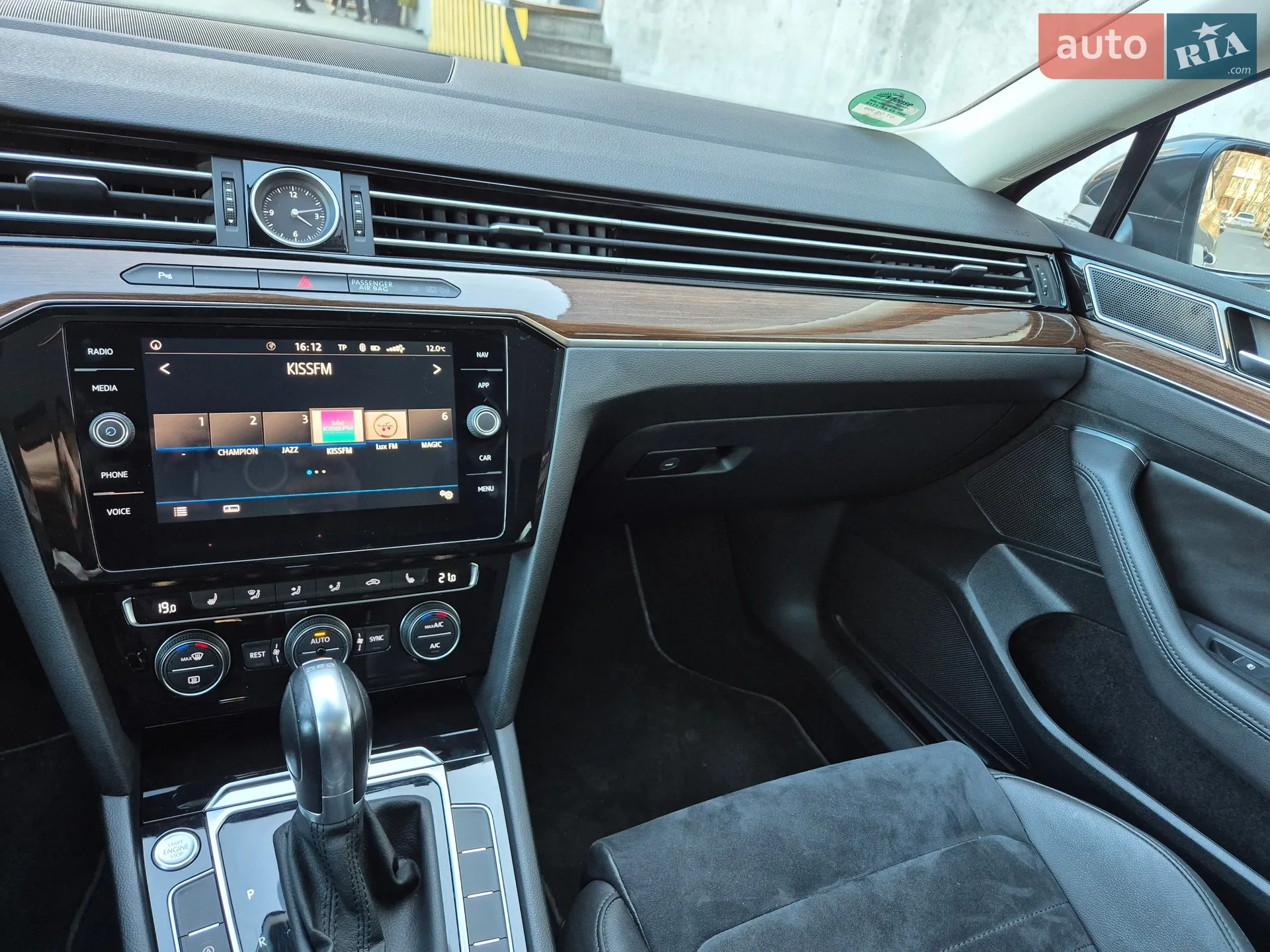 2019 Volkswagen Passat - мініатюра 14