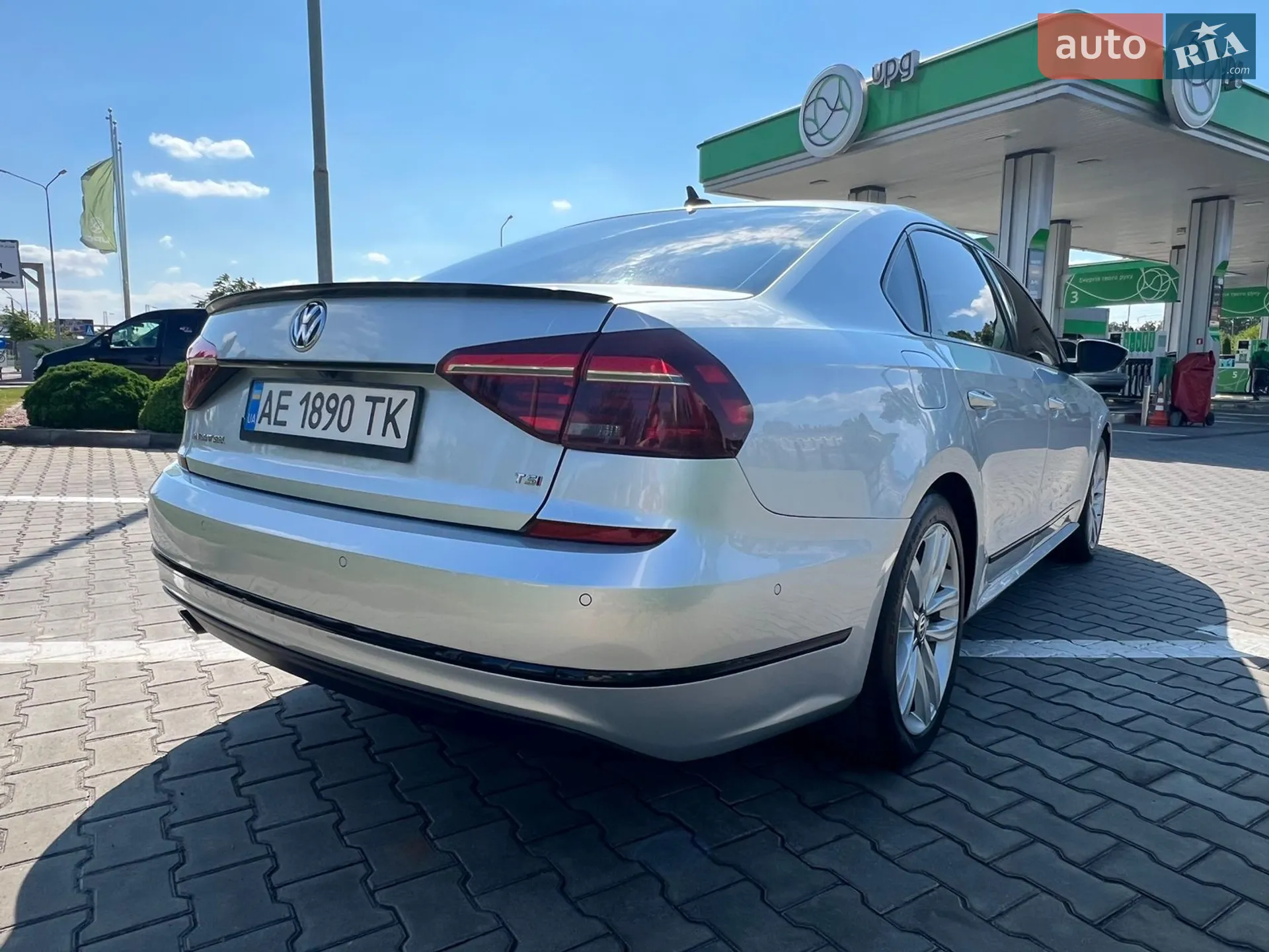 2017 Volkswagen Passat - мініатюра 10