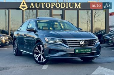 Седан Volkswagen Passat 2021 в Киеве