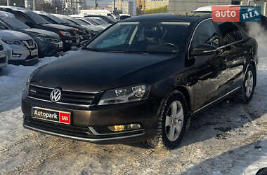 Седан Volkswagen Passat 2012 в Харькове