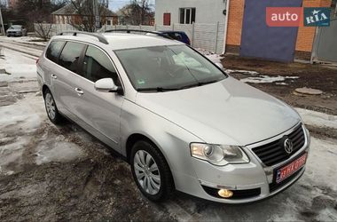 Универсал Volkswagen Passat 2010 в Харькове