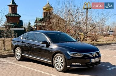 Седан Volkswagen Passat 2017 в Києві