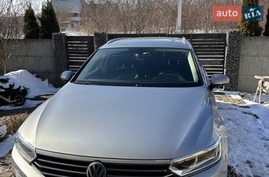 Универсал Volkswagen Passat 2016 в Дублянах