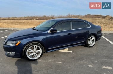 Седан Volkswagen Passat 2014 в Рівному