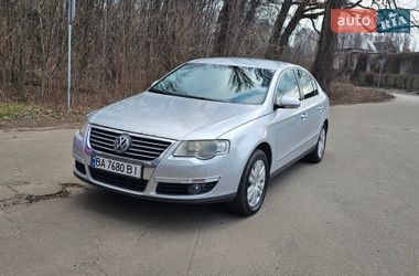 Седан Volkswagen Passat 2009 в Києві