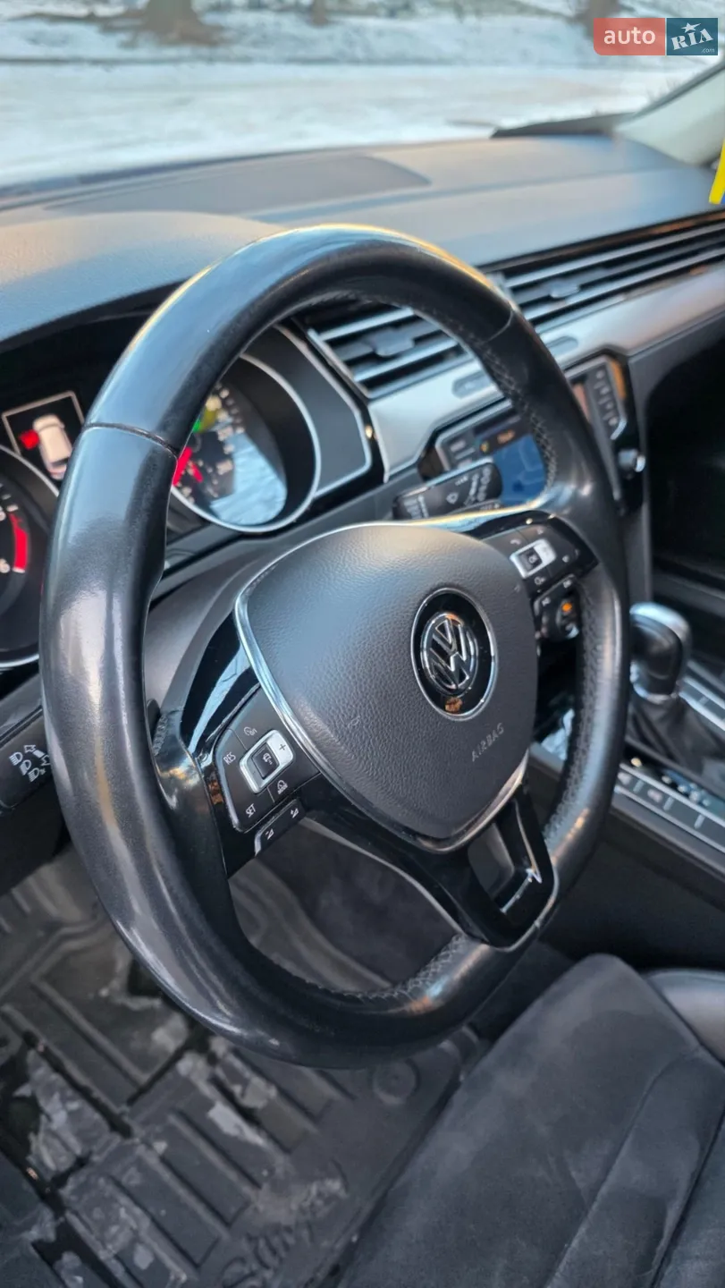 2017 Volkswagen Passat - мініатюра 11
