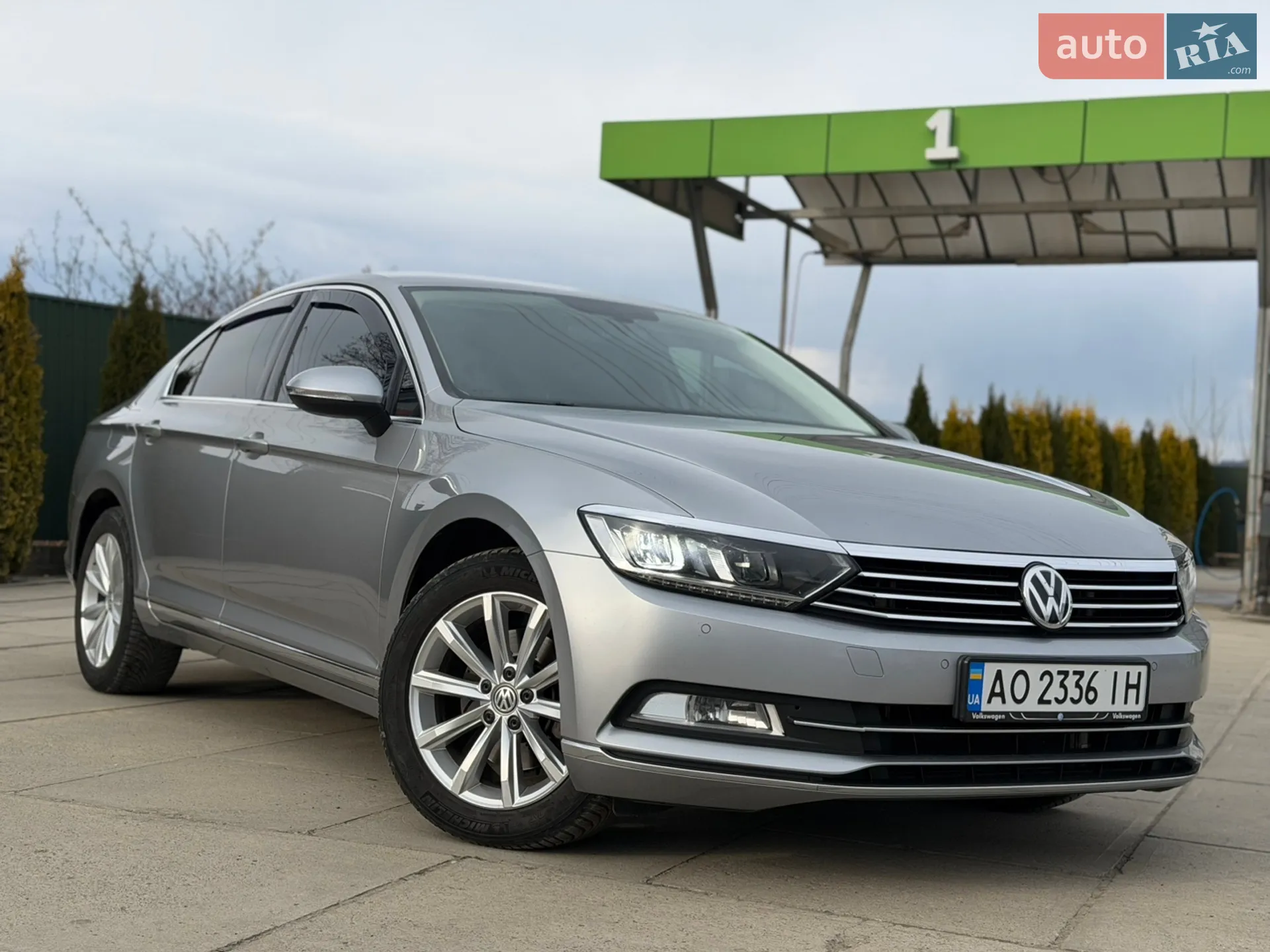 2019 Volkswagen Passat - мініатюра 3